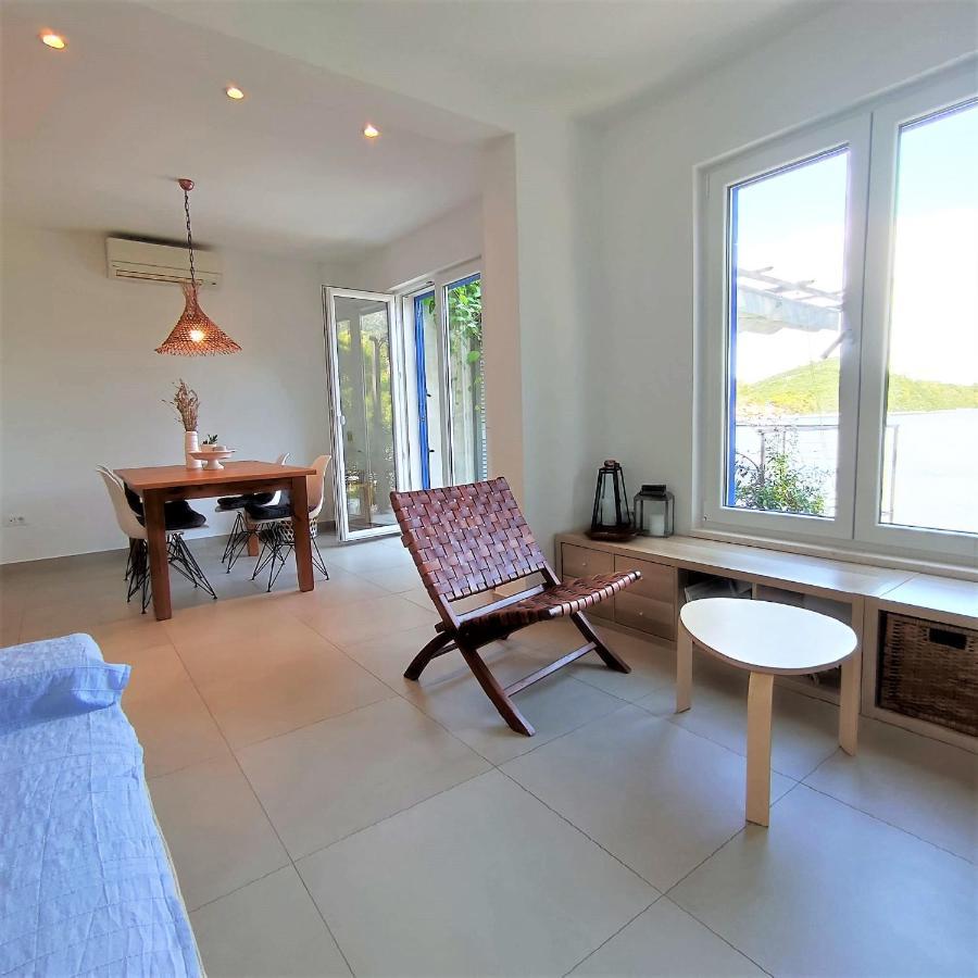 Mljet 4You - Beach House Sobra Екстер'єр фото