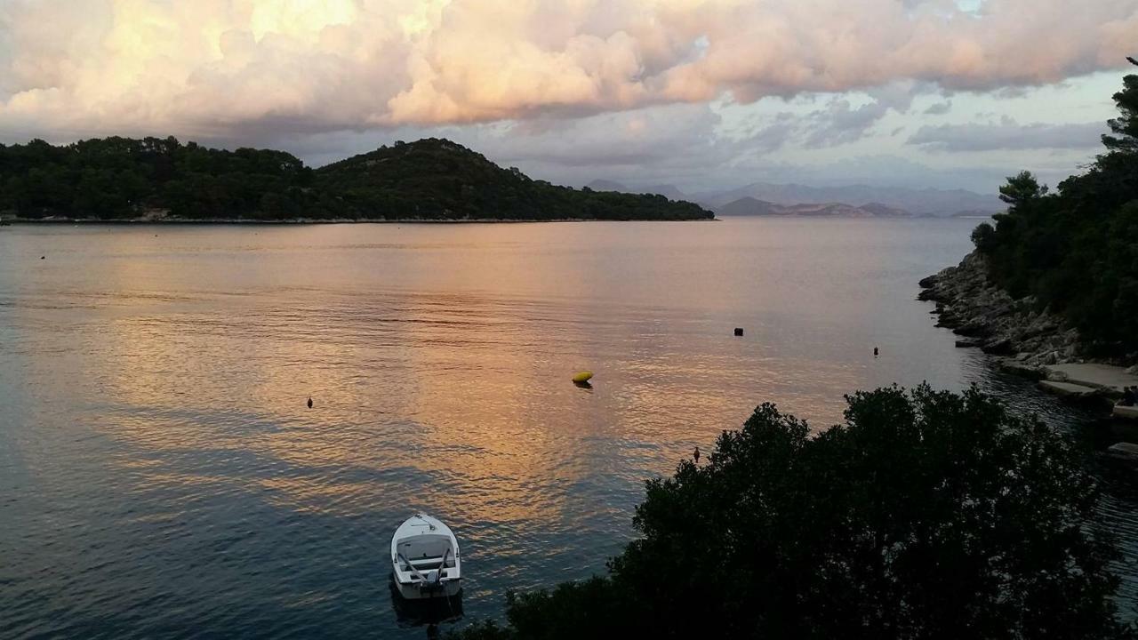 Mljet 4You - Beach House Sobra Екстер'єр фото